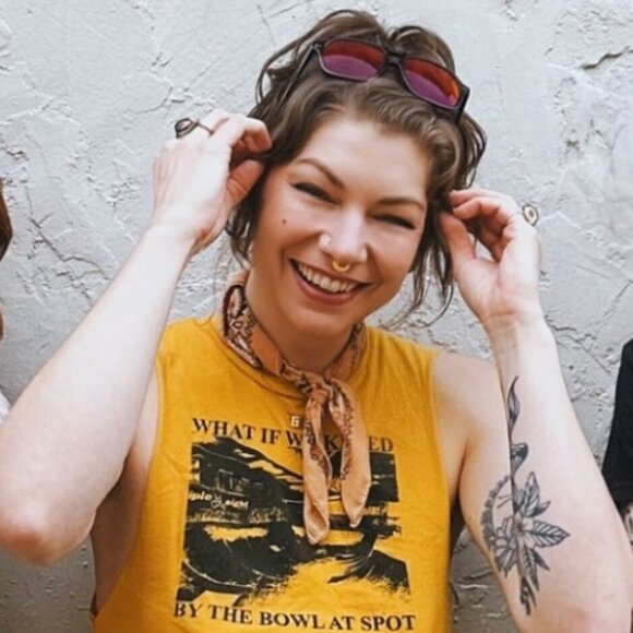 Meet your Posher, Kirsten - Picture 1 of 1